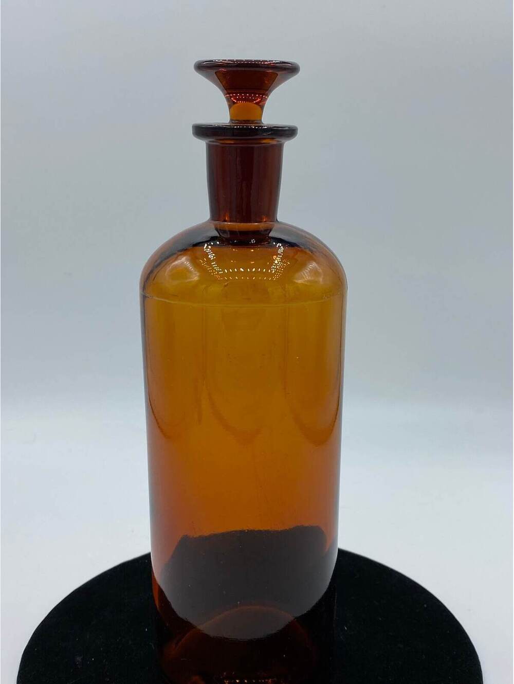 Redington Company San Francisco & Co Brown Glass Apothecary Bottle with Stopper